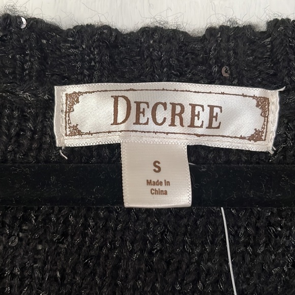 DECREE BLACK SEQUINED SWEATER - BACK SHEER PANEL - SIZE SMALL - Picture 3 of 8